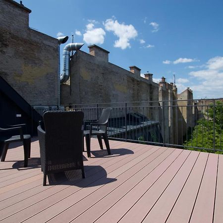 Premium Apartment By Hi5 - Penthouse Studio + Rooftop Budapest Exterior photo