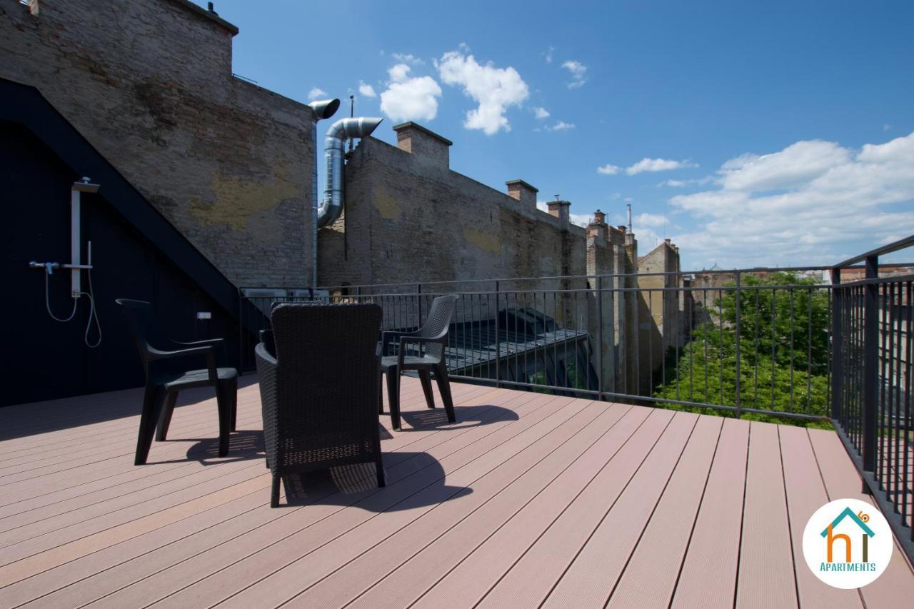 Premium Apartment By Hi5 - Penthouse Studio + Rooftop Budapest Exterior photo